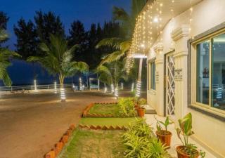 Salt Water Resort - Dapoli - 0