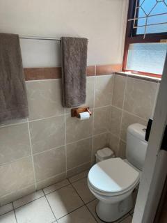 Broadway Guesthouse Durbanville - Durbanville - 3