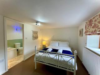 Idyllic Historical Country Retreat in Elkstone - Pass the Keys - 7