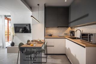 Senaon Urban Living Euphoria with Jacuzzi - Heraklio - 7