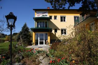 Landhaus Pension Jany - Bad Tatzmannsdorf - 5