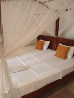 Chamara Inn - 9