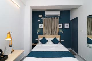 Hotel O Silver Key Deshapriya Park Near Kalighat Kali Temple - 4