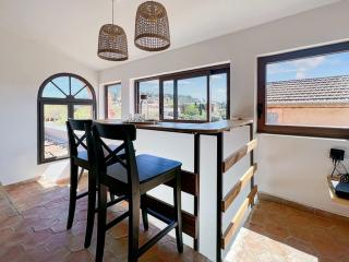 Duplex centre de Roussillon avec Climatisation et vue - Roussillon - 0