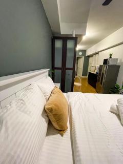 Studio condo near Pobla Makati - Manila - 4