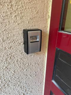 bookandstay24 Dietzenbach 2 Zimmerwohnung mit Balkon, Küche und Parkplatz-14 - 8