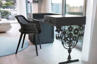 The Donna Portals - 2