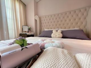 Venetian Signature Condo Pattaya - 1