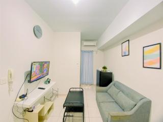 Comfort Stay 2BR Apartment at Springlake Summarecon Bekasi By Travelio - 2