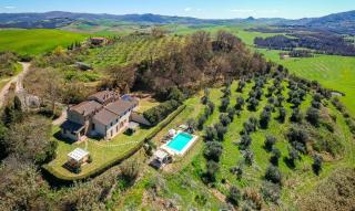 Lovely 6 bed Tuscan Farmhouse - Villamagna - 0