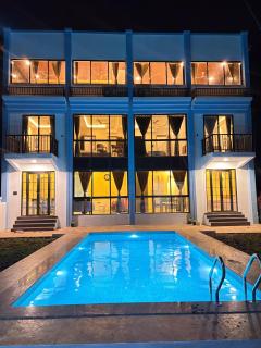 Solarees Castle 6BHK - Sāhān - 8
