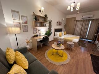 Luxury 1BHK Apartment - Golden Palm, Noida - Noida - 7