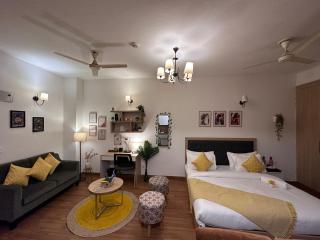 Luxury 1BHK Apartment - Golden Palm, Noida - Noida - 8