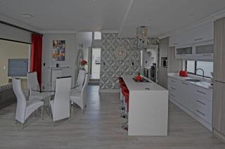 Cozy and Stylish Retreat in the Heart of Sandton - Fourways - 3