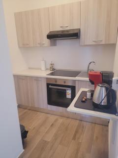 HOUSE AIRPORT Catania 3 - 6