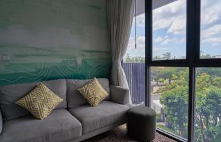 Modern 2-bedroom Apartments with washer in Skypark Laguna Bang Tao - 3