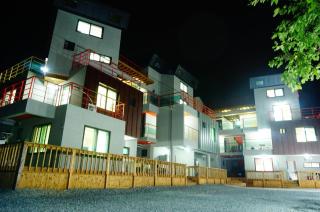 Healing Village Pension - 6