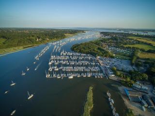 Mercury Yacht Harbour and Holiday Park - Bursledon - 0
