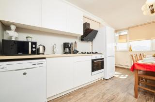 Stunning 3BR 3Bathroom 3AC near Metro D6 - 7