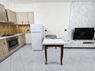Enles Downtown Apartment - Durrës - 4