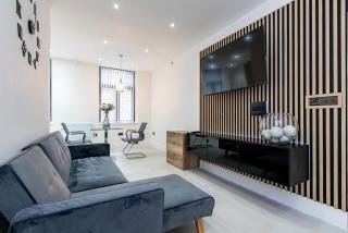 1 Bed Flat - In the Heart of Bradford City Centre - Bradford - 9