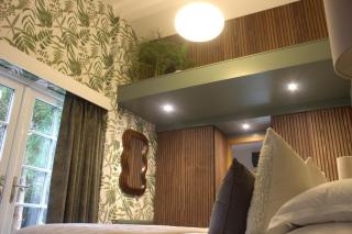 Norway Spruce Lodge - Oakmere - 9