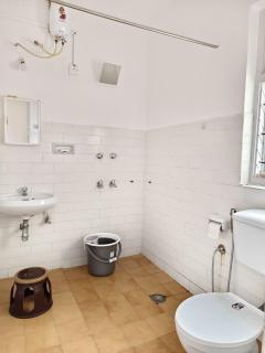 EM Coastal Studios 303 - 6