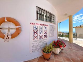 Vistas al mar con Jacuzzi en Calahonda Parking - 6