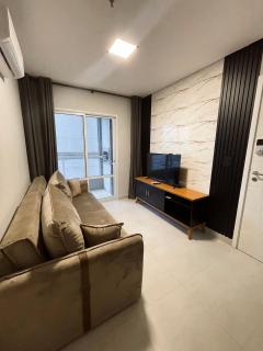 Refúgio Perfeito no Boqueirão: Apartamento Moderno a 100m da Praia com Sacada Gourmet e Piscina! - Praia Grande - 0