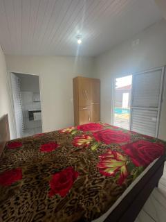 Casa com PISCINA no Centro - Socorro - 5