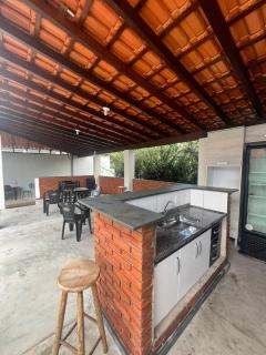 Casa com PISCINA no Centro - Socorro - 9