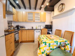 The Courtyard Cottage - 4