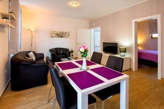 Apartman Candy Split with jacuzzi and parking place - 0