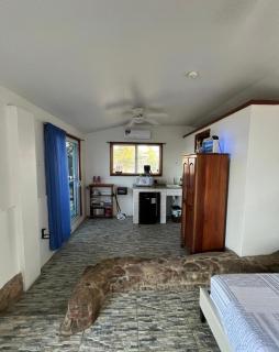 Dove Escapes - beach front One bdrm Cabana - 9