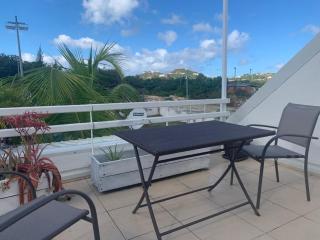 Le Petit Nettle avec Piscine aux Caraïbes, Vue Mer - 1