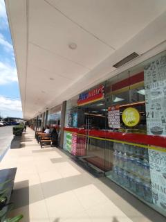 Shore Residences Tower D - 2 Bedroom with Pool view Near Moa and Naia - Manila - 1