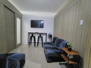 Shore 1 Residences - 2 Bedroom with Pool view Near Moa and Naia - Manila - 1