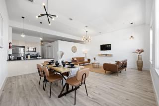 Luxury Stay for Groups Near NYC - Gym and Patio - Kearny - 9