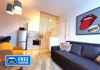 Happy Kool - centre ville + wifi + parking privé - Blois - 0