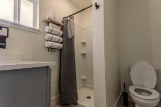Pet Friendly Studio Steps from Food Truck Pavilion - Coeur d'Alene - 3
