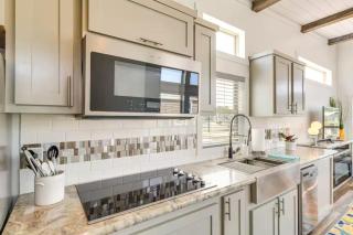 The Tiny Tejas with Pool and Hot Tub - 6