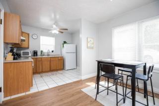 Historic Avenues Two Bedroom Suite - 1