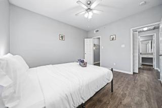 Premium Stay 2BR, 2BA Pool - Haltom City - 1