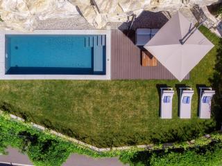 The Rock - by MyHomeInComo - Carate Urio - 1