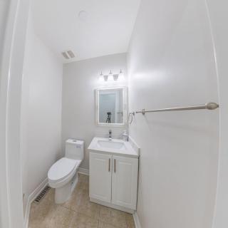Beautiful Home by Toronto in Central Location - 2