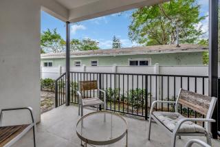 3BR 2.5BA Townhome-10 mins to FTL Beach and Downtown - 2