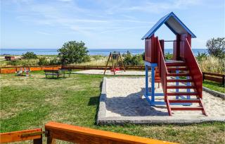 Awesome Home In Svaneke With Wifi - Svaneke - 2