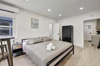 Banyan St. Studio off Las Olas- Steps to the Beach - Fort Lauderdale - 9