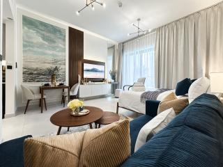 Trophy - Santorini Studio BurjKhalifa & Canal Views Sofa Bed - Dubai - 3