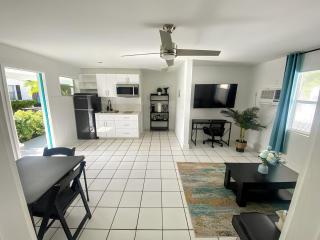 Villa #2 House in Pompano 4 minutes from the beach - Pompano Beach - 6